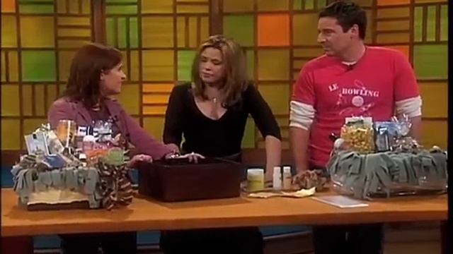 Rachael Ray Show - Making Gift Baskets смотреть онлайн