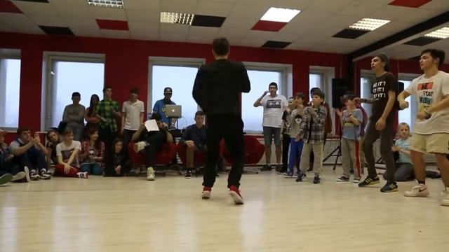 Beyorself vs Влад Мишин - Electrodance 1x1 - Electric Power Battle 2 смотреть онлайн
