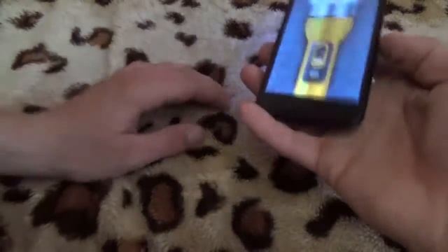 Как сделать разноцветный фонарик вспышку на телефоне смартфоне смотреть онлайн