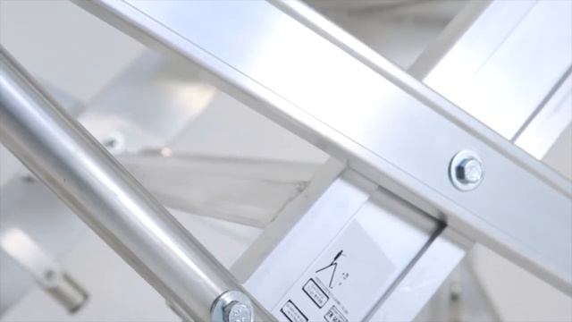 Лестница с платформой SVELT IKARO смотреть онлайн