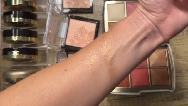 NEW HOURGLASS AMBIENT LIGHTING EDIT UNLOCKED PALETTES | HOLIDAY 2023 | SWATCHES + DUPES + DEMO смотреть онлайн