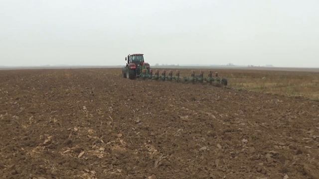 Поднятие зяби на МТЗ 3522