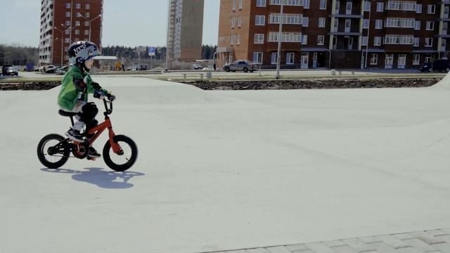Катаемся всей семьей на вмх! смотреть онлайн