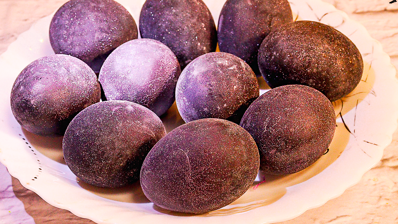 Крашу яйца на Пасху как никто из знакомых, без химических красителей: друзья, в шоке смотреть онлайн