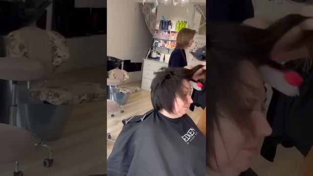 КРУТОЕ ПРЕОБРАЖЕНИЕ!Стрижка в ТОЧНОЙ ТЕХНИКЕ АВС #обучениестрижкам #стрижкабоб #стрижкакаре смотреть онлайн