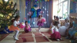 Гимнастический танец в детском саду