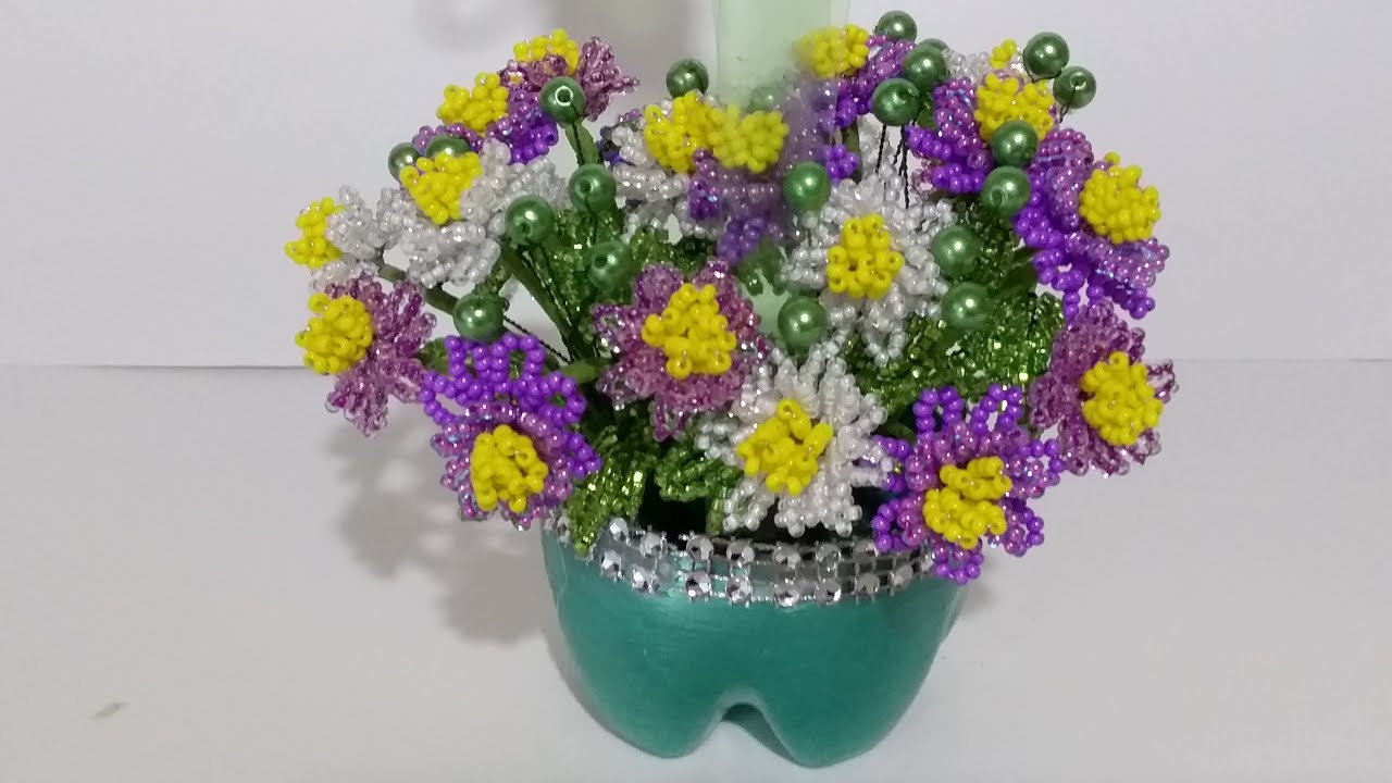 Бисероплетение. Цветы из бисера. Хризантема садовая. 1 часть. Мастер класс. Пошаговый МК. смотреть онлайн