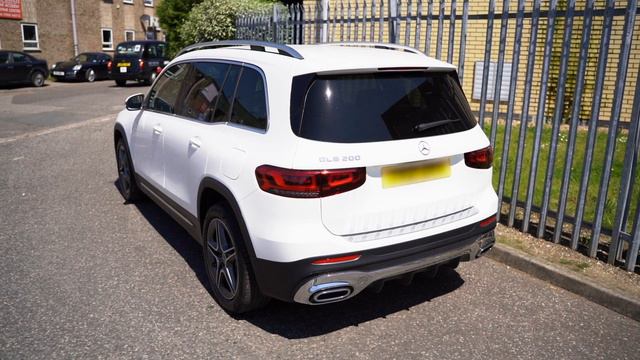 Mercedes GLB 200 White смотреть онлайн