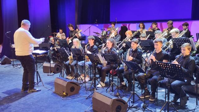 Фанфары Днестра 2023. "Пирамида Бэнд". Худ.рук. Тульчинский Д.Н. Лицей им. Рахманинова, Кишинев. смотреть онлайн