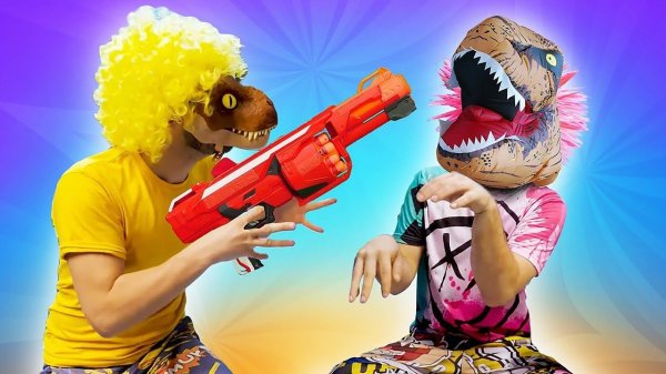Clowns Transform into T-rex: New Nerf Blasters & Funny Videos