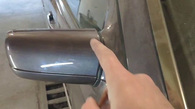 как снять зеркало на Мерседесе 202, 210, 124 и других. отличие пластика. смотреть онлайн