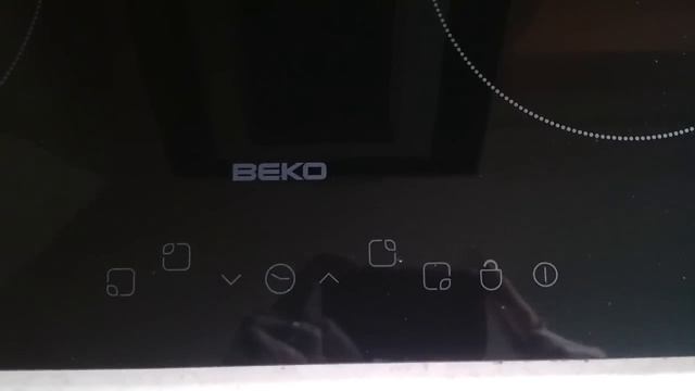 BEKO HII 64400 T płyta indukcyjna wariuje nie działa смотреть онлайн