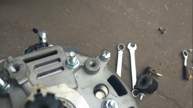 Китайский генератор на Terrano TD27T вышел из строя. Брак или особенности кривой установки смотреть онлайн