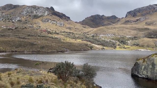 Кахас. Национальный парк Эквадора высоко в Андах с 270 озёрами смотреть онлайн