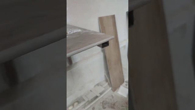 Скруглние профиля керамогранита, болгаркой и черепашками #tile #tiling #керамогранит #плитка смотреть онлайн