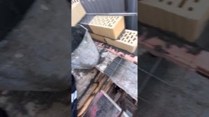 Перевязка облицовки и несущей стены кладочной сеткой