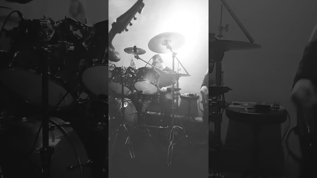 Alienations - Над пропастью. #alienations #live #alternative_metal #dark_metal смотреть онлайн