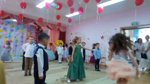 Прощай детский сад... смотреть онлайн