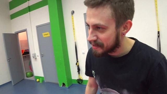 Бои без правил, Путь БОЙЦА! Тренировка и приколы в Торговом Центре смотреть онлайн