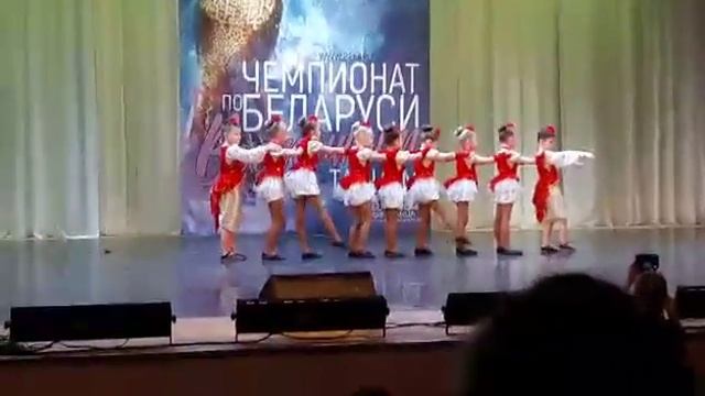 White Dance гр. Candy Baby "Курятник" смотреть онлайн