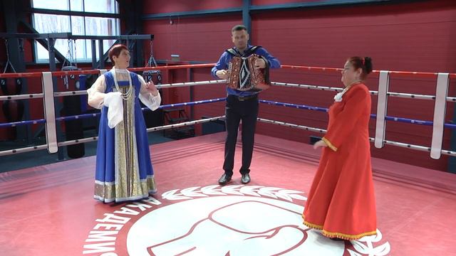 СЛАБОНЕРВНЫМ НЕ СМОТРЕТЬ/ БОЙ ХХI ВЕКА смотреть онлайн