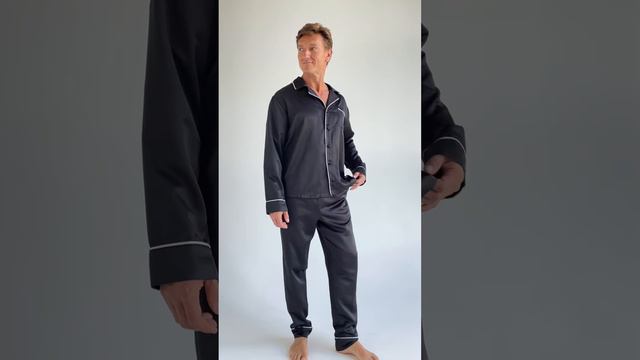 Мужская пижама с брюками и рубашкой из шёлка чёрная смотреть онлайн