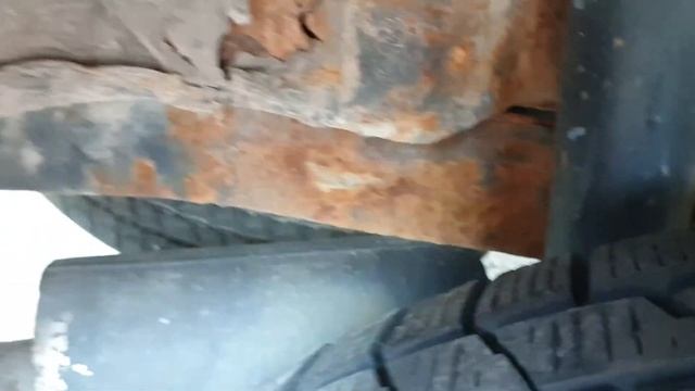 Tak trochu hrdzavá Mazda Tribute смотреть онлайн