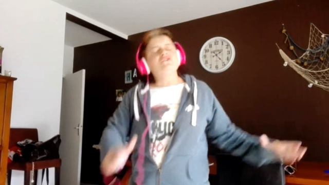 Papaoutai sophie la chanteuse au top смотреть онлайн