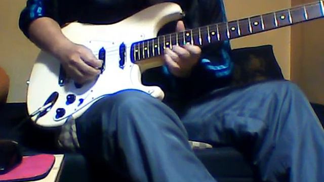 Fender Japan JVシリアル　ストラト　１９８３年製 смотреть онлайн