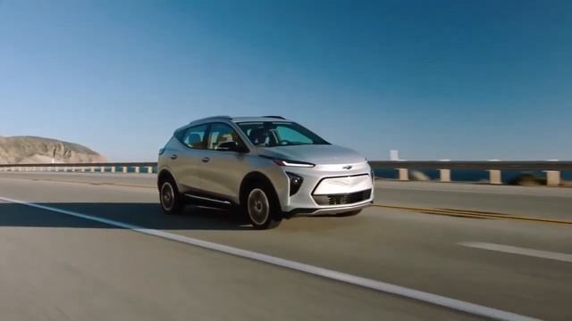 2022 Chevrolet Bolt EUV with Super Cruise смотреть онлайн