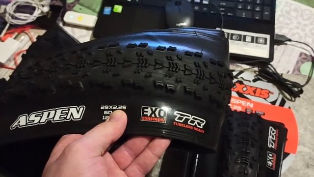 Распаковка - Велопокрышка Maxxis Aspen 29x2.25 / ETB96895500 смотреть онлайн
