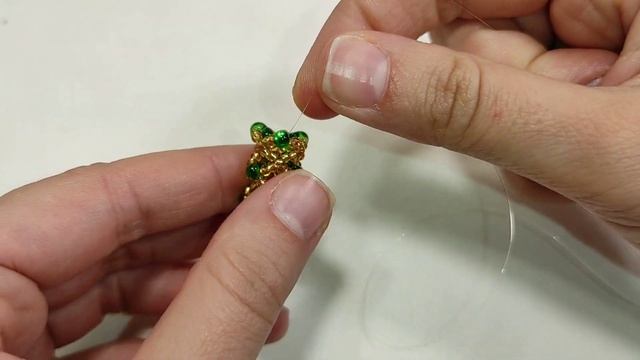 Жгут из бисера иглой без замка / Браслет из бисера / Beaded bracelet / Needle string bead смотреть онлайн