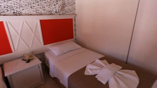 BU OTEL ÇOK EKONOMİK VE EĞLENCELİ! (Mr. Crane Hotel)
