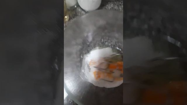 Лёгкий ,бюджетный и диетический апельсиновый итальянский пирог 😀 смотреть онлайн