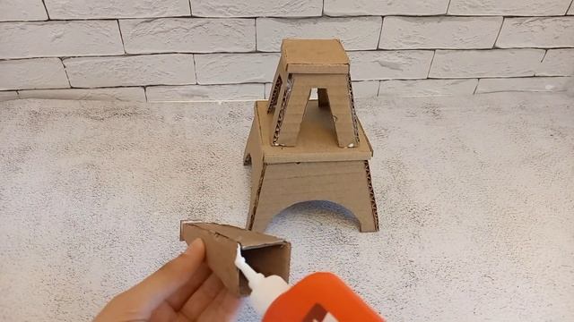 #DIY- How to make Eiffel Tower with cardboard/ Эйфелева башня из бумаги смотреть онлайн