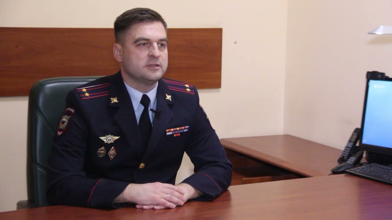 Полицейские изъяли суррогатный алкоголь смотреть онлайн