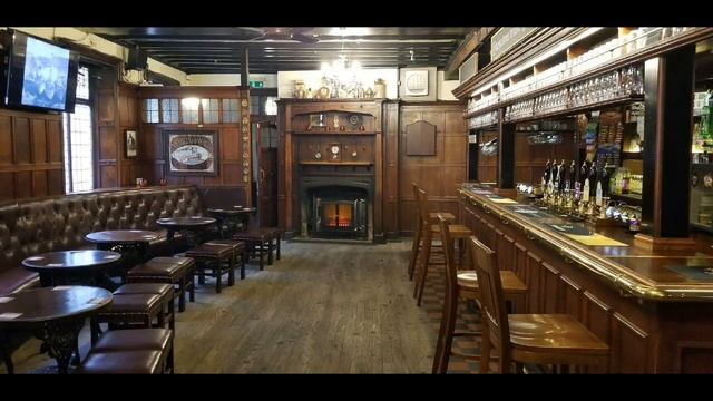 Old Town Pubs Hull | George Hotel Hull | England's Smallest Window | Pubs In Hull City Centre HU1 смотреть онлайн