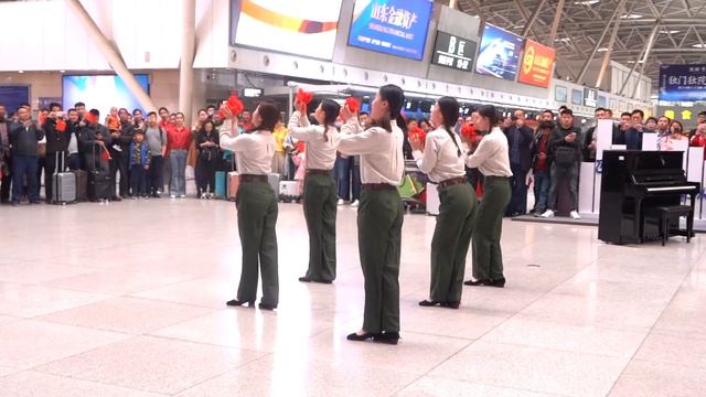 山东济南机场：我和我的祖国「快闪」︱Jinan City, Shandong Province, China