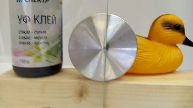 Чем приклеить стекло к металлу смотреть онлайн