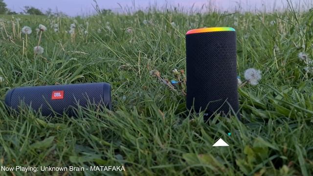 JBL FLIP Essentials vs Soundcore Flare 2 смотреть онлайн