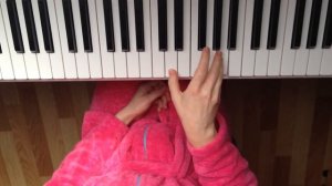 Как играть ПЕСНЮ SALUT (Джо Дассен /Joe Dassin) 🎹 разбор мелодии на пианино