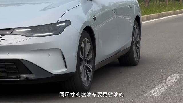 38号车评中心 - 全网首测零跑C01增程，大电池定义的超级增程究竟多强？ смотреть онлайн