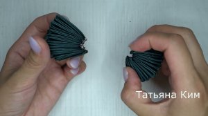 Канзаши на заколке автомат. МК канзаши в школу. Канзаши для девушек. Канзаши заколка для женщин