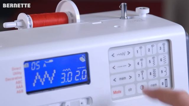 Bernette B38 Swiss Design Computerized Sewing Machine смотреть онлайн