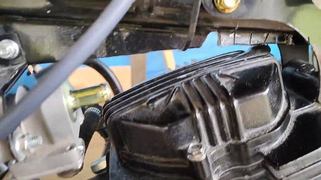 Снятие клапанной крышки с чуда китайской техники. Мотоцикл Regulmoto Sk200. Это что то ??