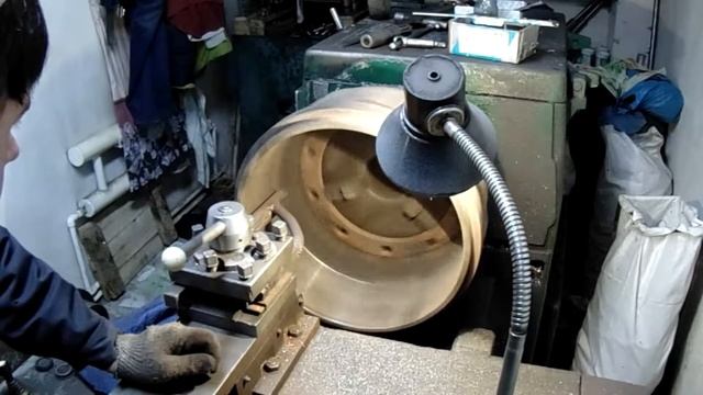 Проточка тормозного барабана КАМАЗ смотреть онлайн