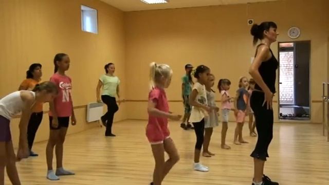 Современные танцы дети, Shaffali, Performer and choreographer Slakva Nataliya смотреть онлайн