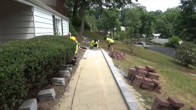 Hardscaping | E P Henry | Bullnose | Retaining wall, walkway, & Steps смотреть онлайн