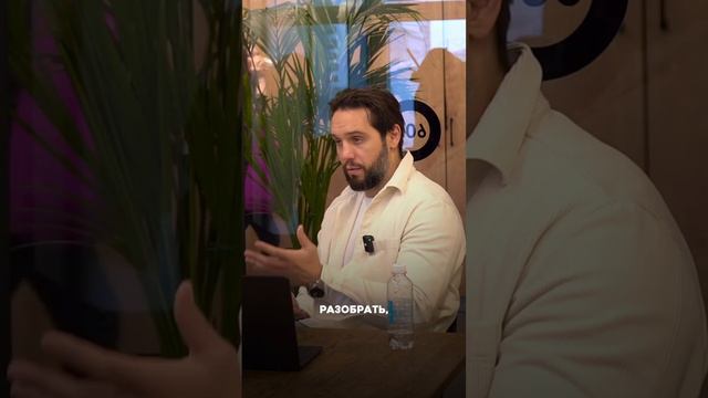 Как часто мужчина должен делать подарки своей женщине?