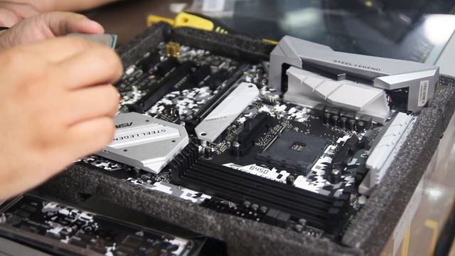 Best Gaming PC Under RM4000 in Malaysia 2019 | Gaming PC Giveaway | Project PCMR смотреть онлайн